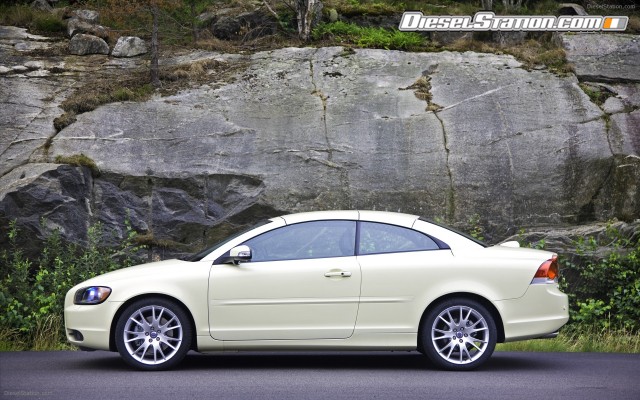 Volvo C70 2009 Widescreen Picture #17 Volvo C70 2009 Widescreen Picture #17